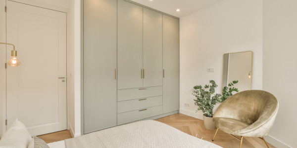 Comprar / Vender Apartamentos y Lofts en Terrassa · con Mobiliario y Carpintería a Medida