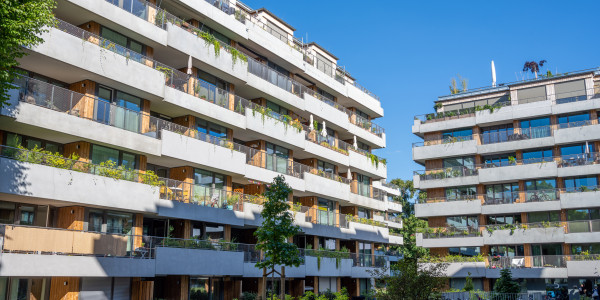 Comprar / Vender Apartamentos y Lofts en Terrassa · con Zona Comunitaria