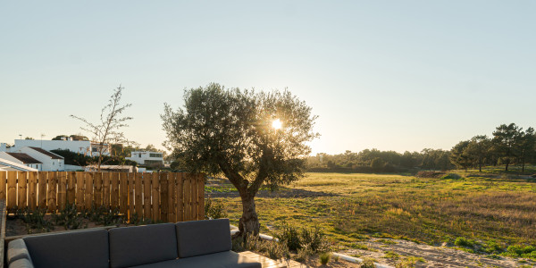 Comprar / Vender Casas Unifamiliares y Chalets en Terrassa · con Jardín