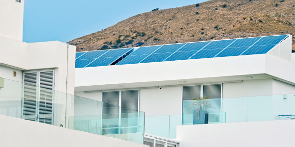 Comprar / Vender Pisos y Plantas Bajas en Terrassa · con Placas Solares
