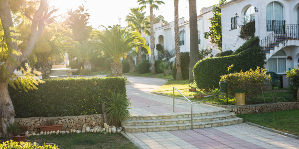 Compraventa de Inmuebles en Terrassa · Villas