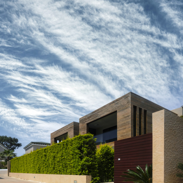 Inversores, Intermediarios, Agentes y Brokers Inmobiliarios en Terrassa